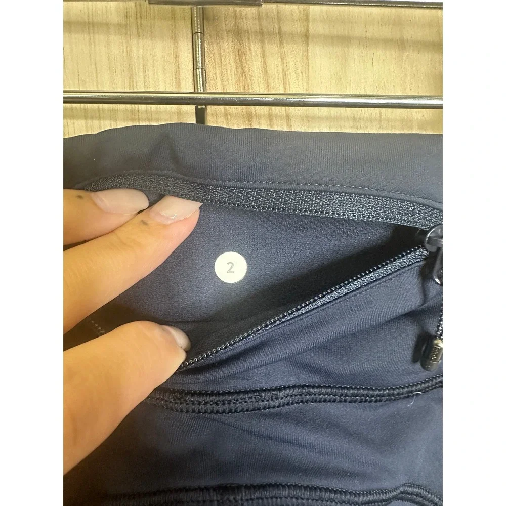 Lululemon Athletica Womens Blue Crop Leggings Ruched‎ Size 2